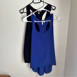 Bundle of two silky tank tops